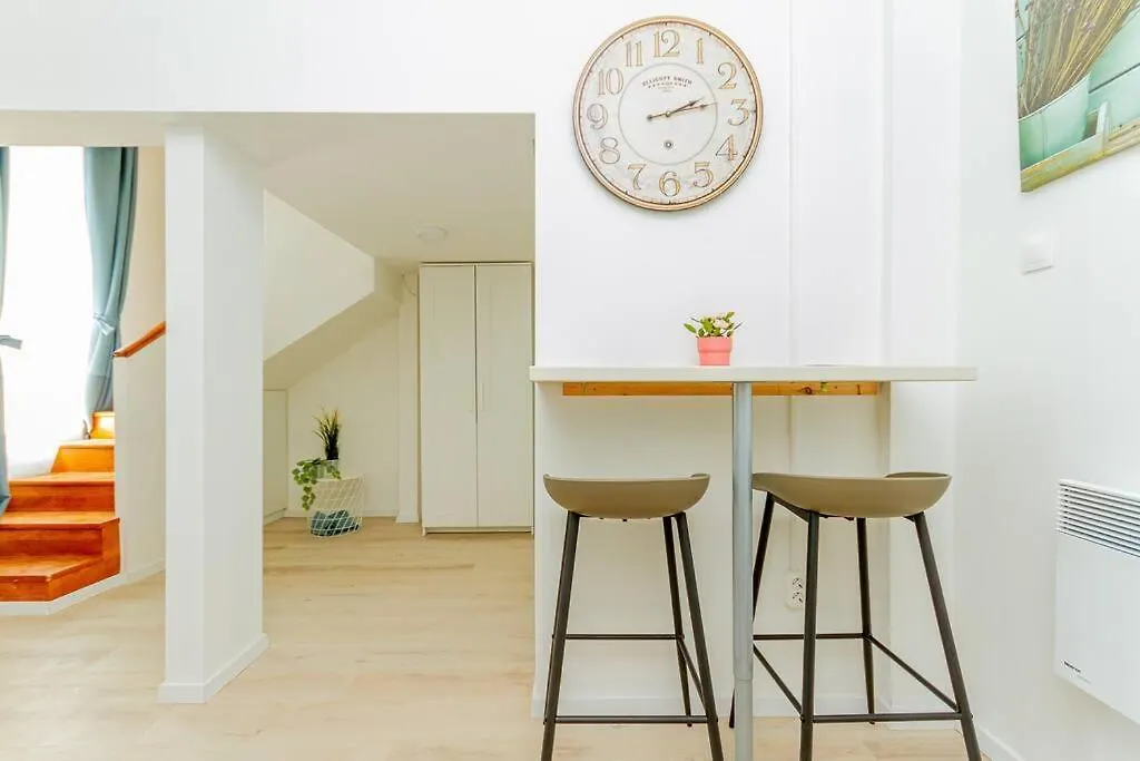 Kazinczy New Life By Nw Apartment Budapest 0*,